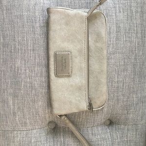 Simply Vera metallic clutch. Great condition